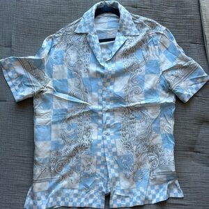 Like new men’s silk Versace Shirt size 46 Small/medium